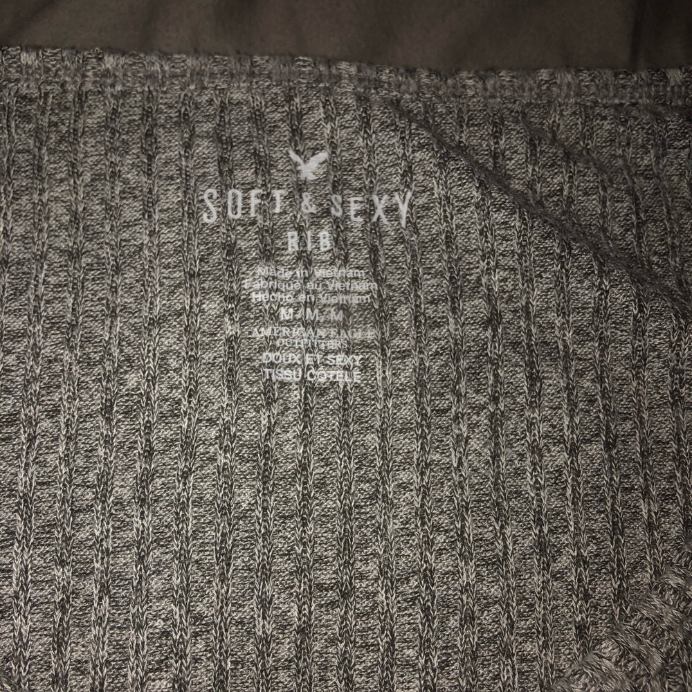 Ribbed American Eagle shirt